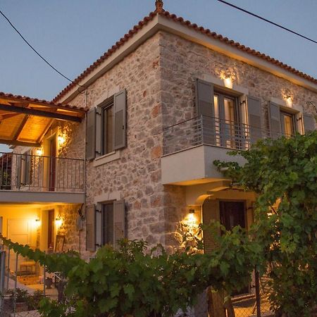 Fotini'S House Apartment Ligourio Bagian luar foto