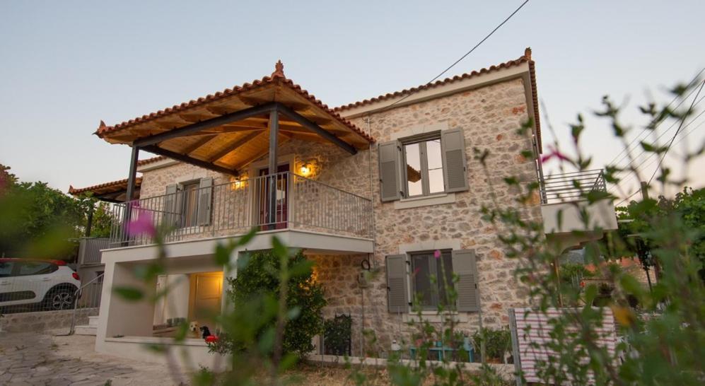 Fotini'S House Apartment Ligourio Bagian luar foto