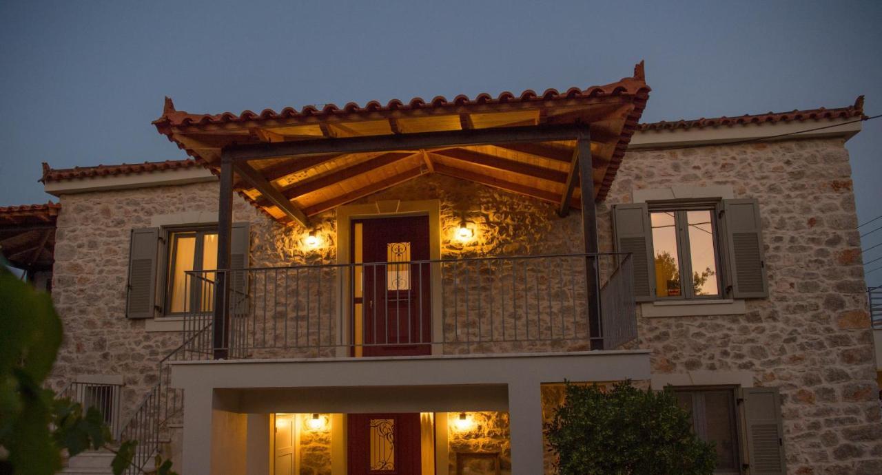 Fotini'S House Apartment Ligourio Bagian luar foto