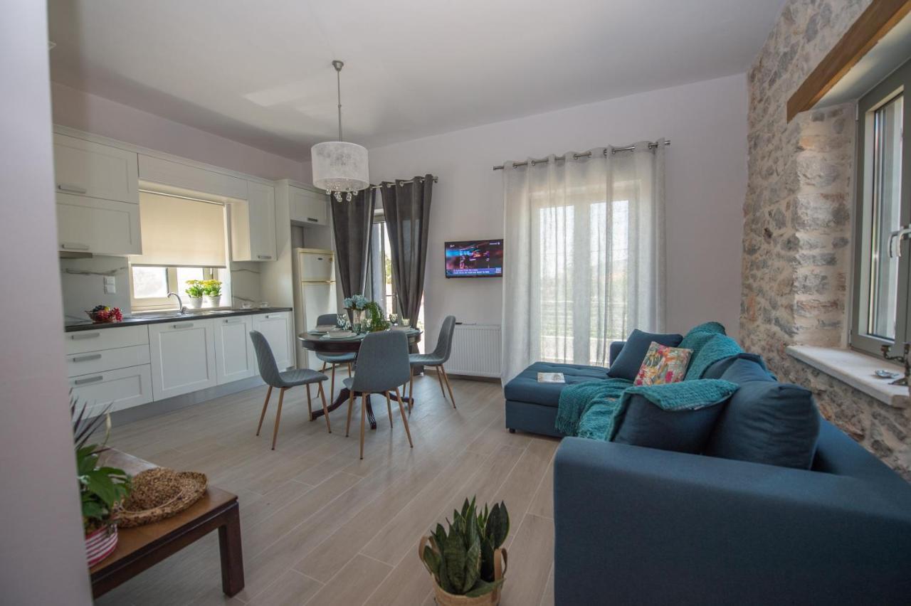 Fotini'S House Apartment Ligourio Bagian luar foto