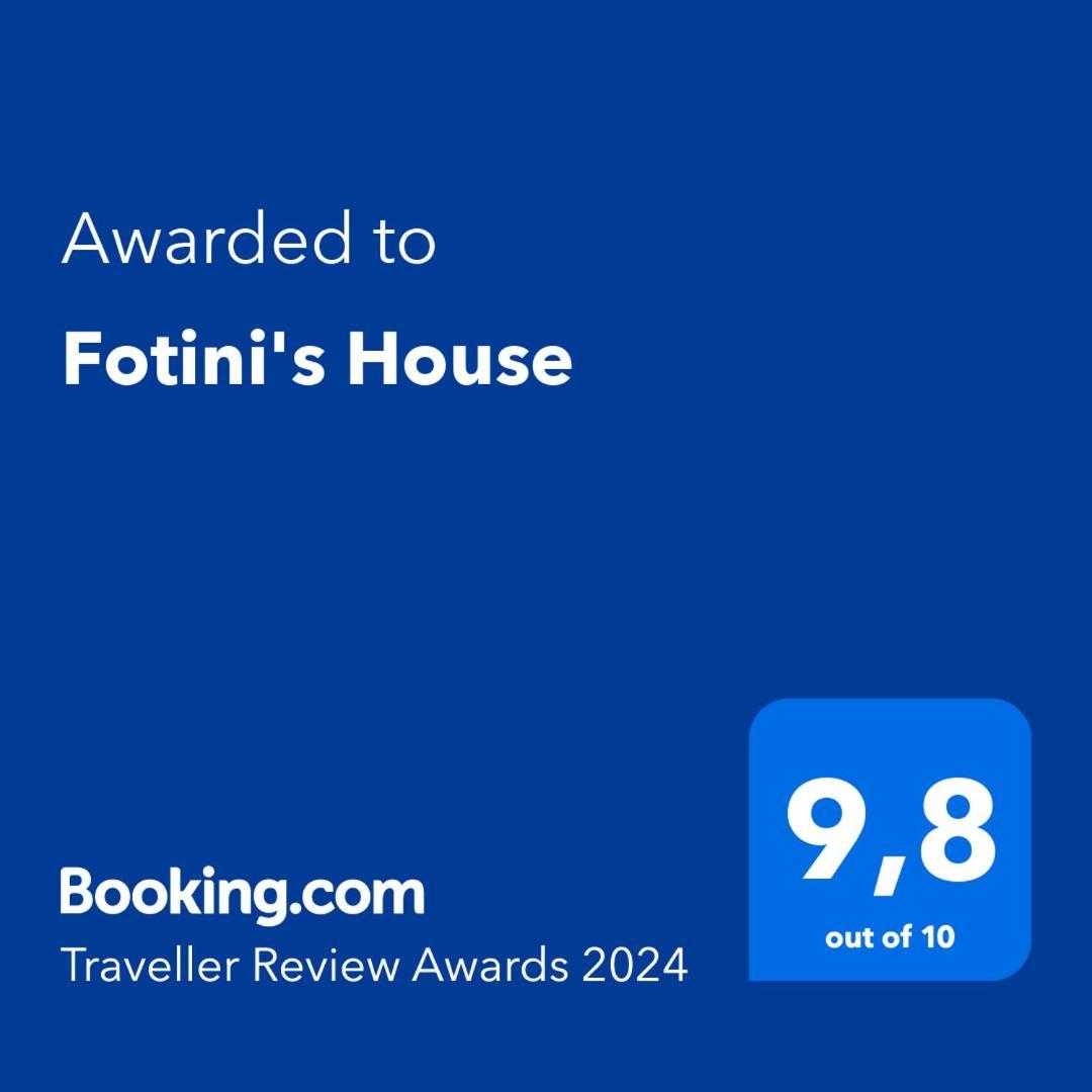 Fotini'S House Apartment Ligourio Bagian luar foto